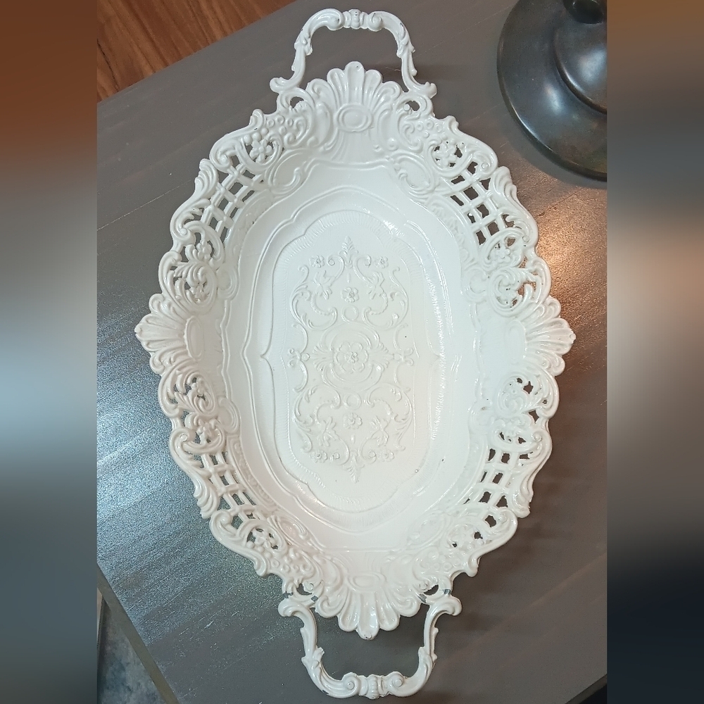 Vintage Italian Cast Iron White Articulated Bowl